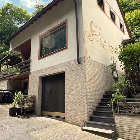 Ruhiges In Burgnaehe Holiday home