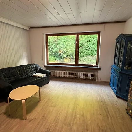 Ruhiges In Burgnaehe