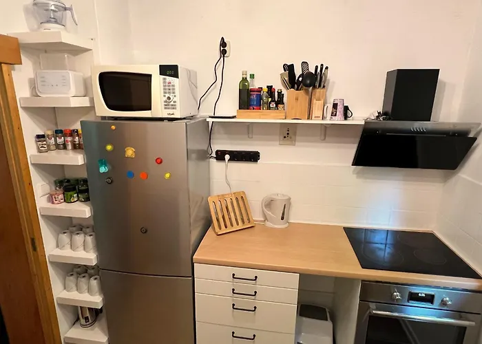 Ruhiges In Burgnaehe