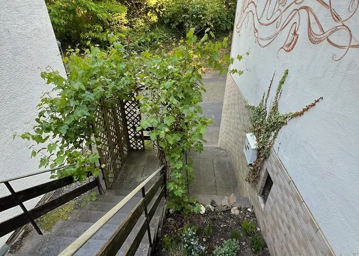 Ruhiges In Burgnaehe Cochem