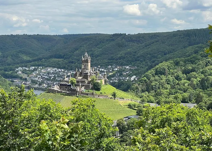 Ruhiges In Burgnähe