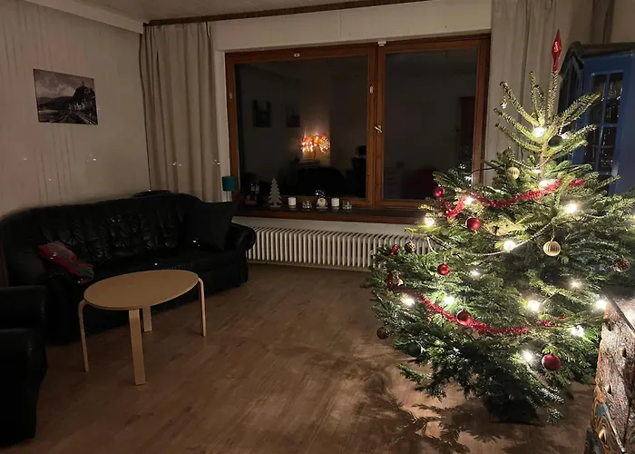 Ruhiges In Burgnaehe *